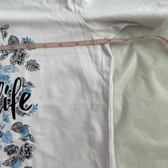 ESMARA T-Shirt with Short Sleeves in White Size Medium/8/10 NWOT 2/20$ - Picture 8 of 12